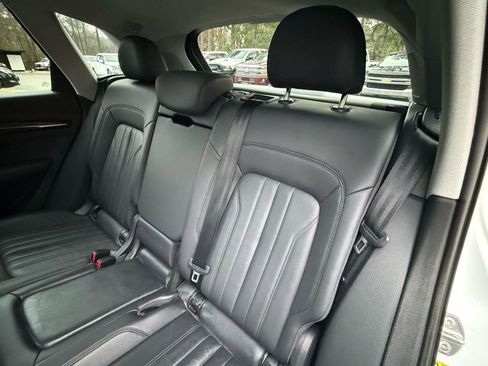 Used 2018 Audi Q5 2.0T Premium Plus w/ Premium Plus Package image 29