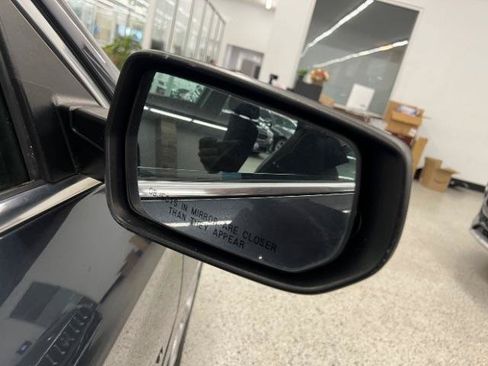 Used 2019 Chevrolet Malibu LT FWD image 31