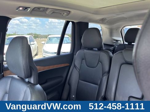 Used 2021 Volvo XC90 T8 Inscription Expression w/ Climate Package AWD/4WD image 14