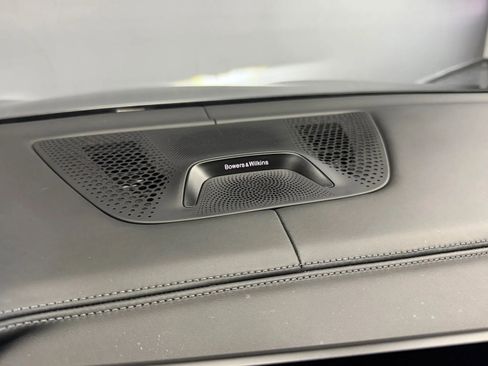 Used 2023 BMW X5 M w/ Competition Package image 19