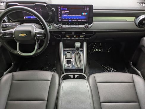 Used 2023 Chevrolet Colorado LT w/ LT Convenience Package III image 9