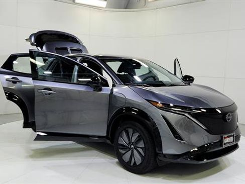 Certified 2024 Nissan Ariya AWD image 29