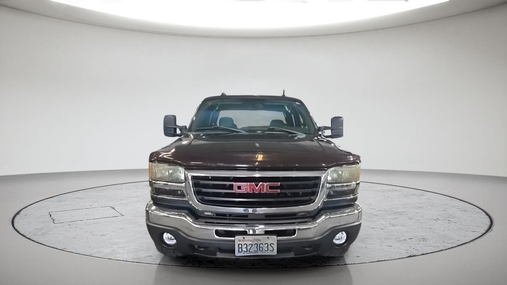 Used 2004 GMC Sierra 2500 SLT w/ Heavy-Duty Power Package AWD/4WD image 8