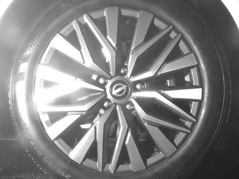 Used 2025 Nissan Altima 2.5 SV FWD image 16