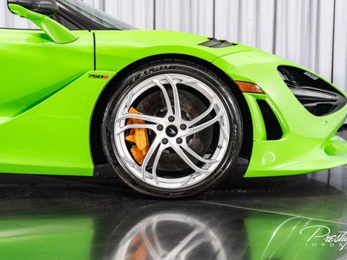 Used 2025 McLaren 750S Spider image 49