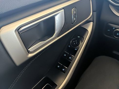 Certified 2023 Ford Explorer XLT w/ Equipment Group 202A image 24