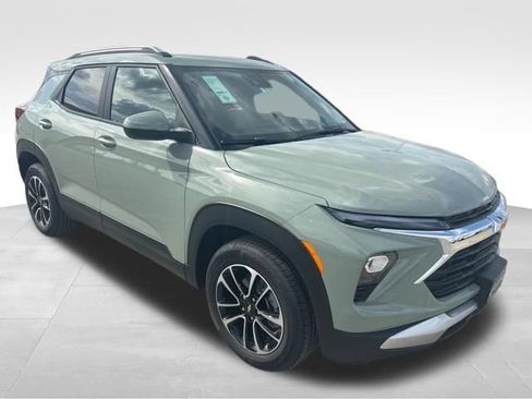 New 2026 Chevrolet TrailBlazer LT w/ LT Cold Weather Package FWD image 1