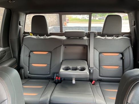 Used 2024 GMC Sierra 2500 AT4 w/ AT4 Premium Plus Package AWD/4WD image 41