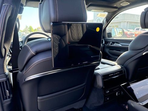 New 2026 Jeep Grand Wagoneer L Summit AWD/4WD image 24