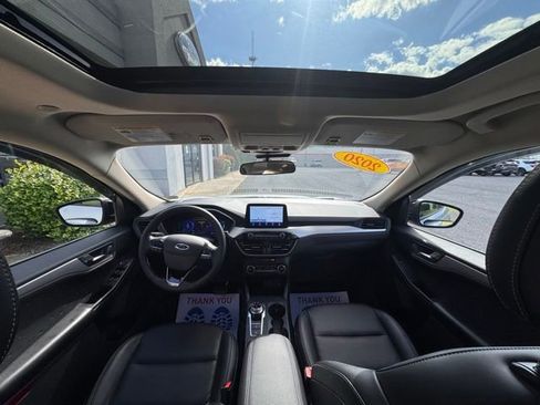 Used 2020 Ford Escape SE Sport AWD/4WD image 10