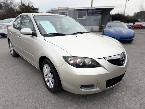 Used 2007 MAZDA MAZDA3 i Touring image 3