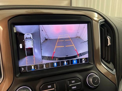 Used 2023 Chevrolet Silverado 2500 High Country w/ Technology Package image 29