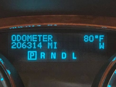 Used 2011 Buick Enclave CXL FWD image 29