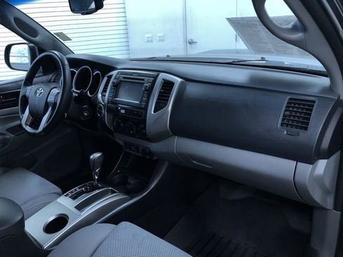 Used 2013 Toyota Tacoma 4x4 Double Cab image 17