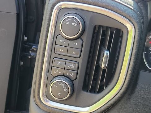 Used 2021 Chevrolet Silverado 1500 RST AWD/4WD image 10
