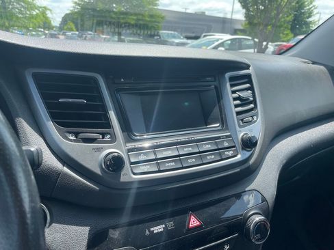 Used 2017 Hyundai Tucson Night FWD image 16