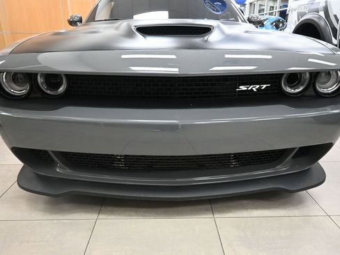 Used 2017 Dodge Challenger SRT Hellcat image 15