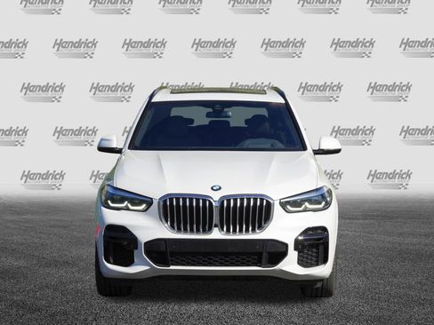 Used 2022 BMW X5 xDrive40i w/ M Sport Package AWD/4WD image 3