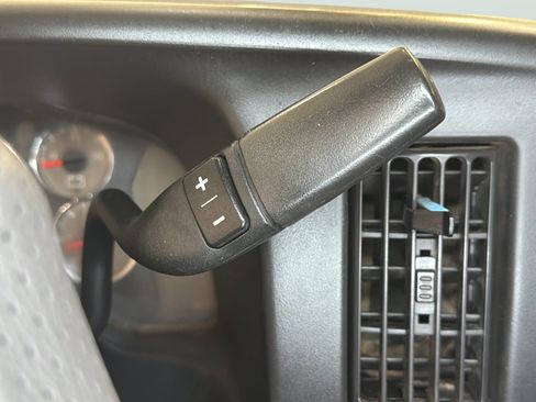 Used 2016 Chevrolet Express 3500 LT w/ LT Preferred Equipment Group RWD image 23
