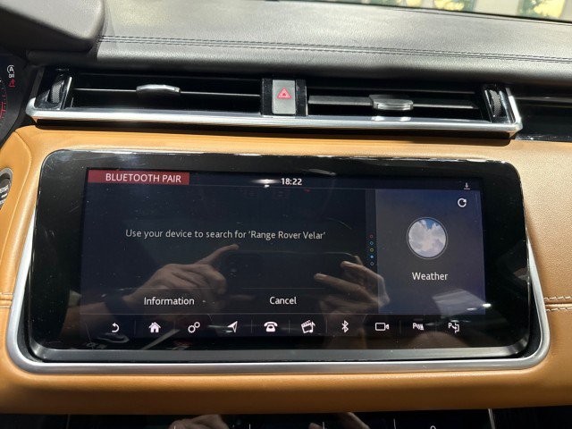 Used 2019 Land Rover Range Rover Velar R-Dynamic SE AWD/4WD image 60