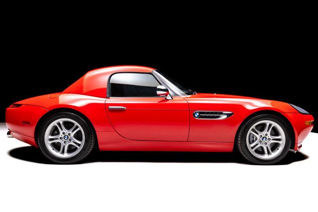 Used 2001 BMW Z8 RWD image 2