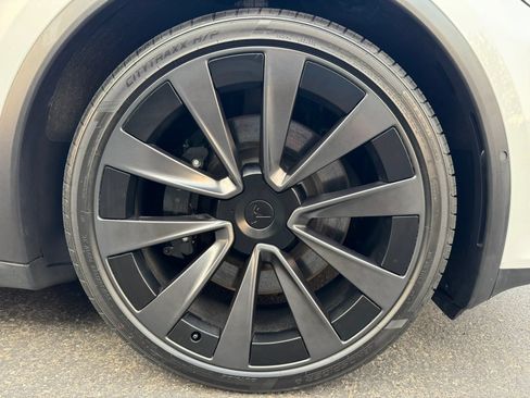 Used 2023 Tesla Model X AWD/4WD image 21