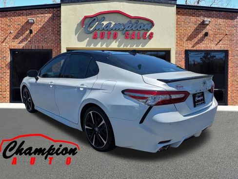 Used 2018 Toyota Camry XSE w/ Audio Package FWD image 7