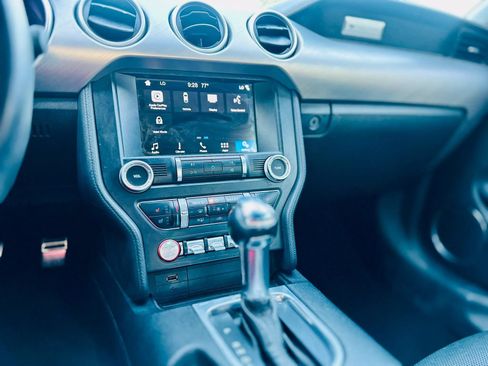 Used 2019 Ford Mustang Premium RWD image 17
