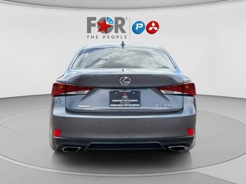 Used 2018 Lexus IS 300 F Sport image 4