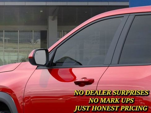 New 2026 Chevrolet Equinox LT image 12