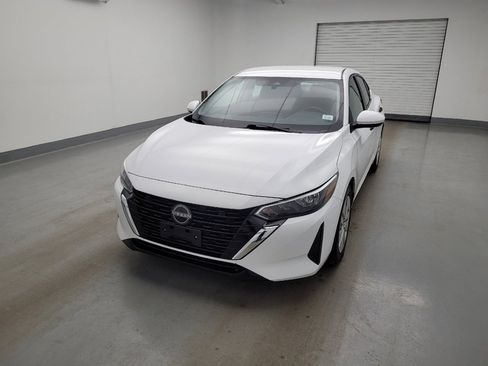Used 2024 Nissan Sentra S FWD image 15