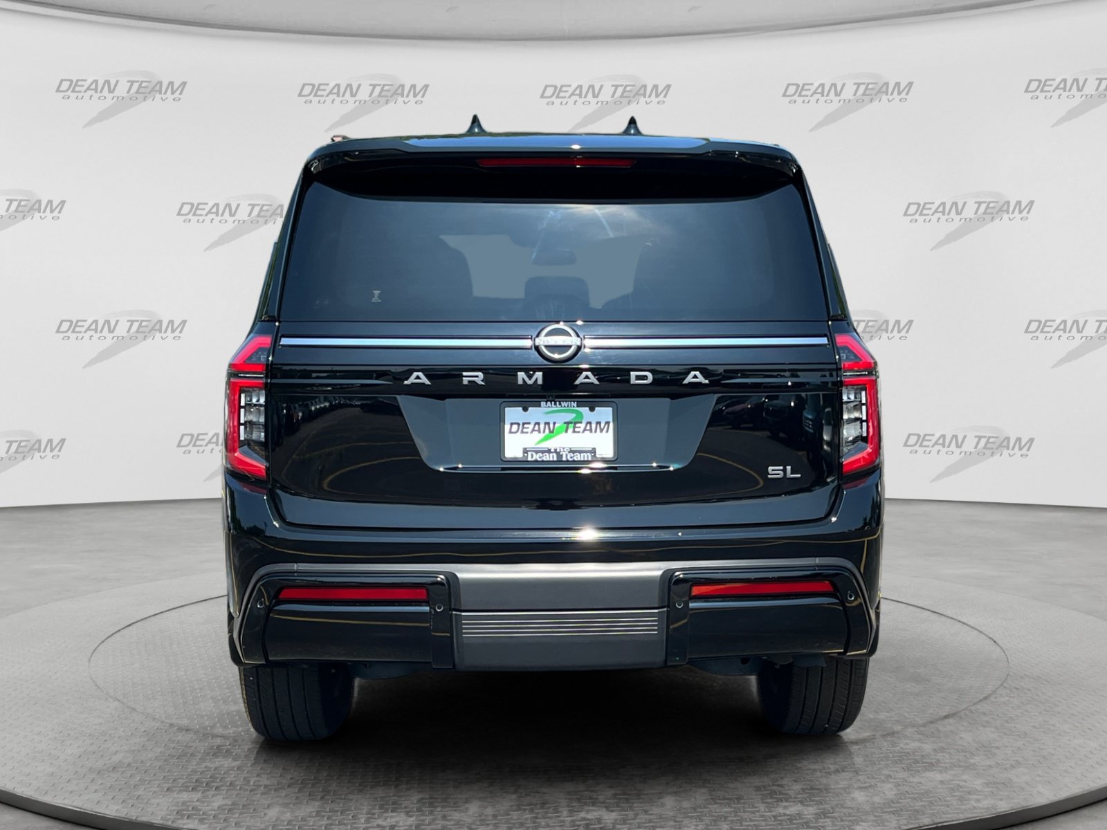 Used 2025 Nissan Armada SL w/ Captain's Chari Seat Package AWD/4WD image 7