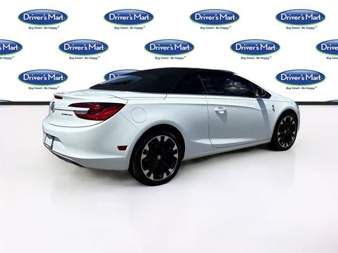 Used 2018 Buick Cascada Sport Touring w/ Dark Effects Package FWD image 7