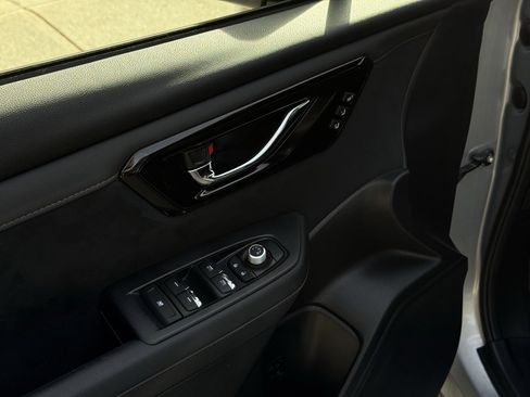 Used 2025 Subaru Forester Touring image 17