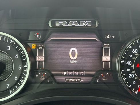 Used 2020 RAM 1500 Laramie image 29