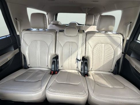 Used 2024 Ford Expedition Max Limited image 26