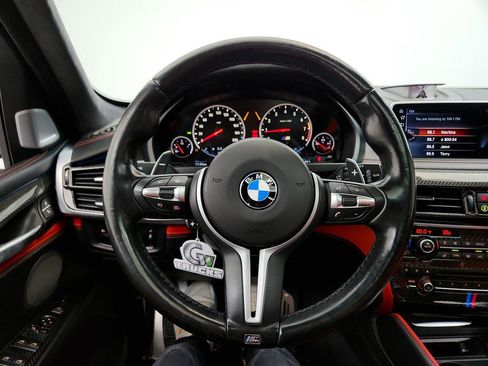 Used 2017 BMW X5 M image 18