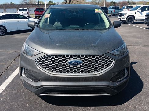 Used 2024 Ford Edge SEL w/ Convenience Package image 10