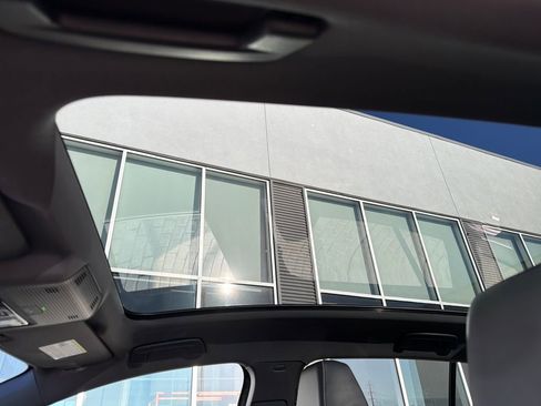 Certified 2023 Volkswagen ID.4 Pro S Plus image 21