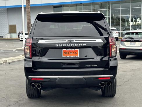Used 2024 Chevrolet Suburban Premier image 6