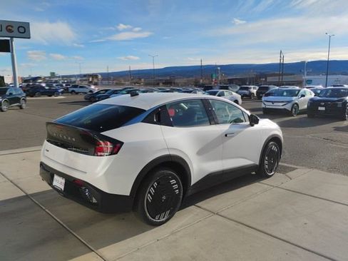 New 2026 Nissan Leaf w/ Floor Mat Package (S+) FWD image 5