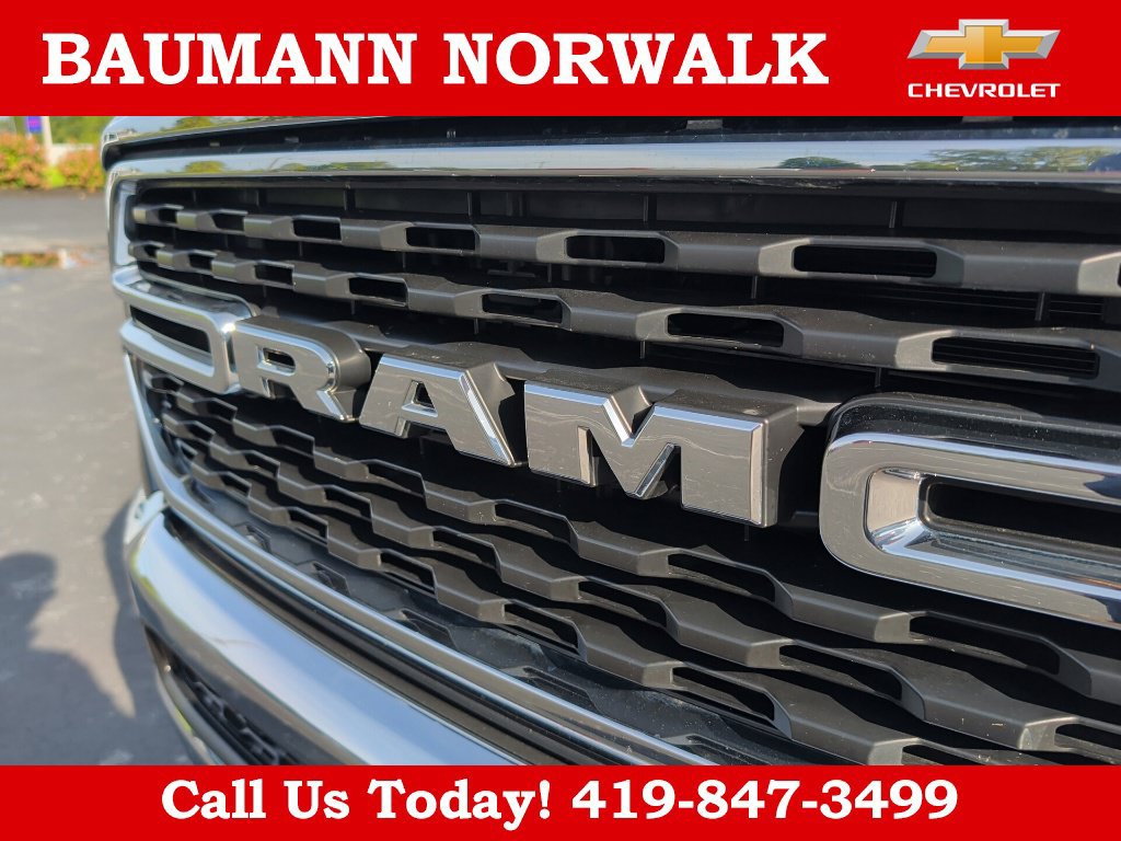 Used 2024 RAM 1500 Big Horn AWD/4WD image 9