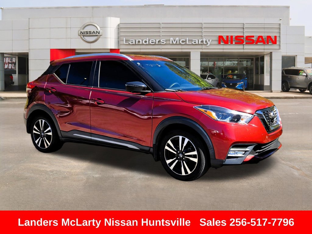 Used 2019 Nissan Kicks SR w/ SR Premium Package FWD image 1