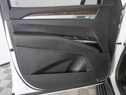 Used 2026 Cadillac Escalade Platinum Sport w/ LPO, Floor Liner Package image 18