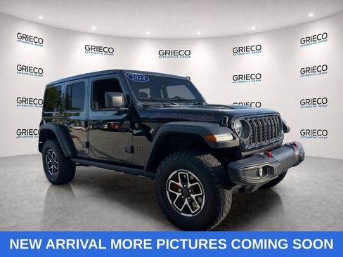 Used 2024 Jeep Wrangler Unlimited Rubicon w/ Technology Group AWD/4WD image 1