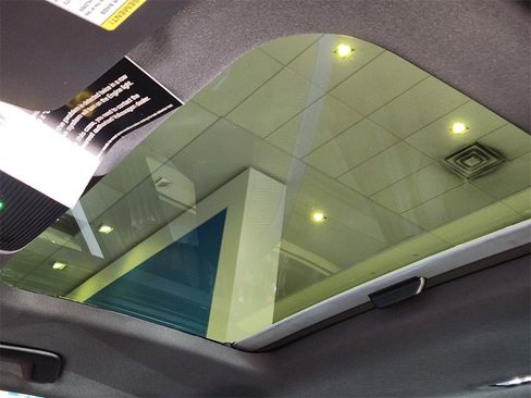 New 2026 Volkswagen Golf image 17