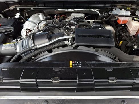 Used 2024 Chevrolet Silverado 2500 LT AWD/4WD image 27