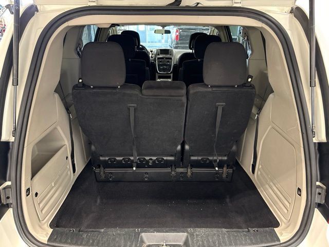 Used 2011 Dodge Grand Caravan Crew FWD image 34