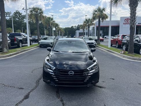 Used 2025 Nissan Versa S FWD image 3