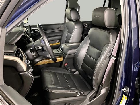 Used 2017 GMC Yukon Denali w/ Open Road Package RWD image 8
